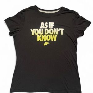 NIKE SLIM FIT SHORT SLEEVE SHIRT • BLACK • YELLOW • SIZE - XL • WOMANS